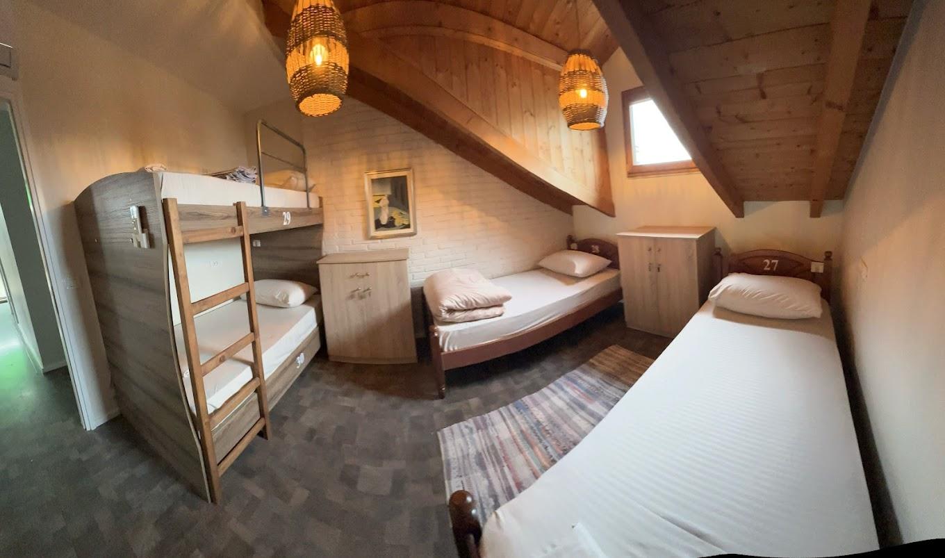 Privacy pod dorm room at Scodrinon Hostel